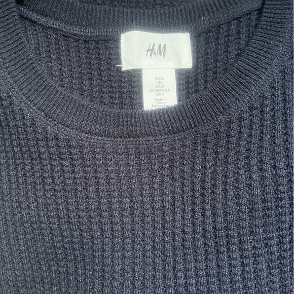 3 H&M sweaters - Picture 4 of 9